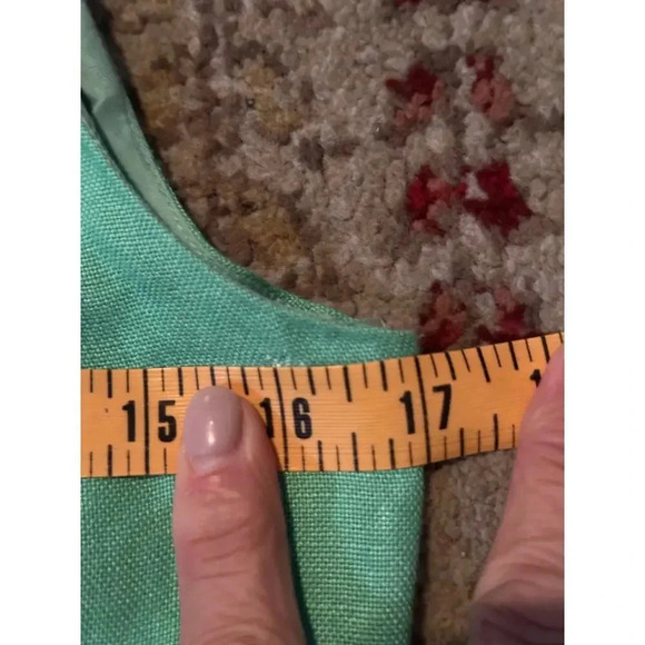 Talbots Trish Linen Green Butterfly V-Neck Crop Top Size 4 Petite - Picture 5 of 6